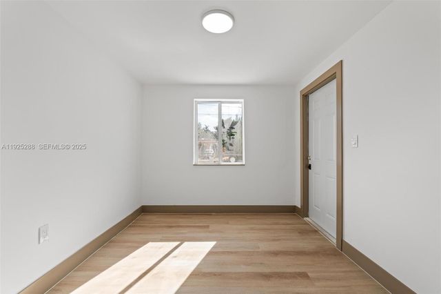 1453 NW 56th St, Miami, FL 33142