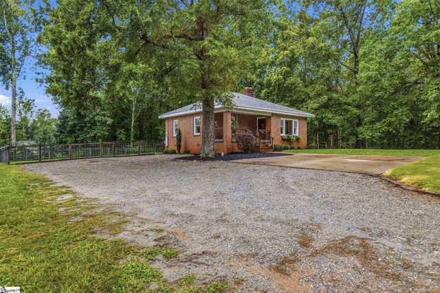 3812 414 Highway, Landrum, SC 29356