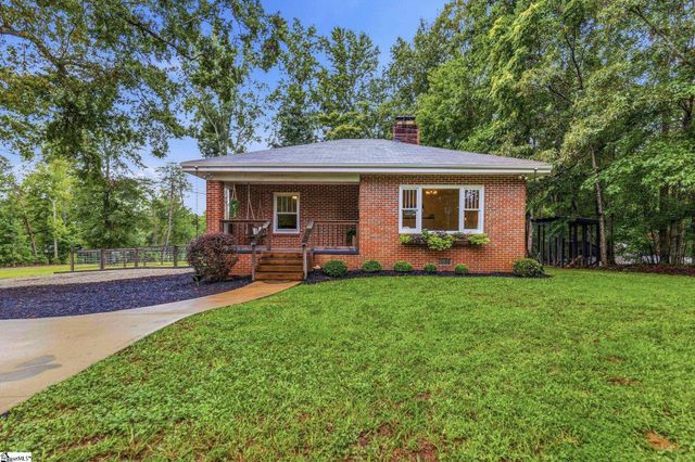 3812 414 Highway, Landrum, SC 29356