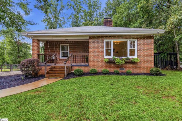 3812 414 Highway, Landrum, SC 29356