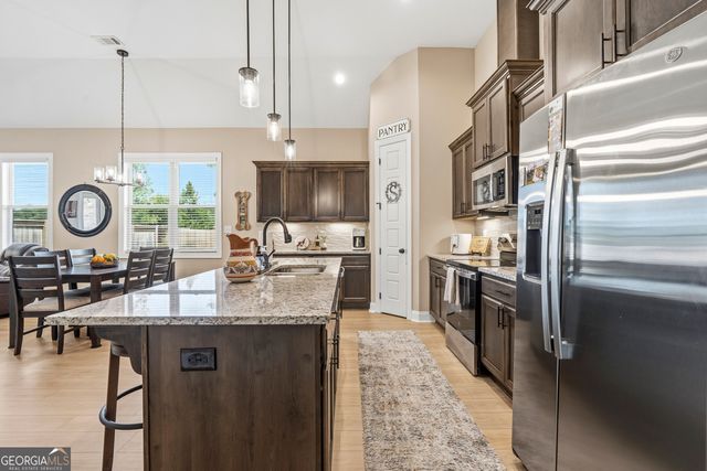 403 Cannon Point Drive, Bonaire, GA 31005