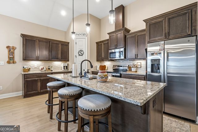 403 Cannon Point Drive, Bonaire, GA 31005