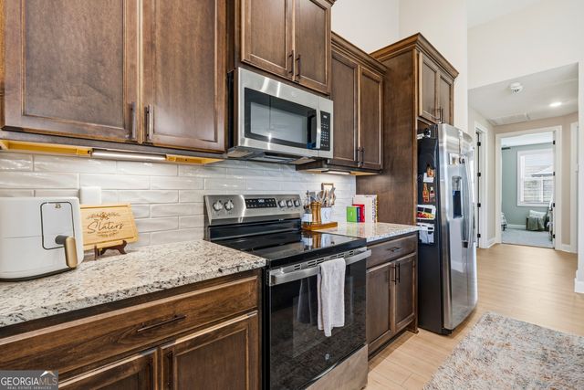 403 Cannon Point Drive, Bonaire, GA 31005