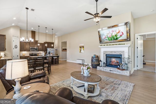 403 Cannon Point Drive, Bonaire, GA 31005