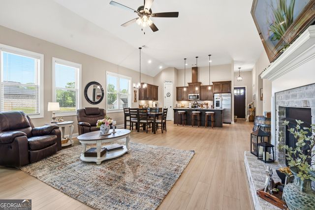 403 Cannon Point Drive, Bonaire, GA 31005