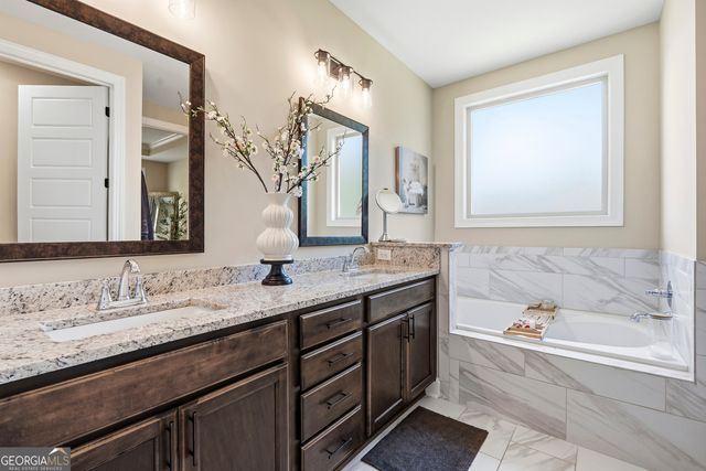 403 Cannon Point Drive, Bonaire, GA 31005
