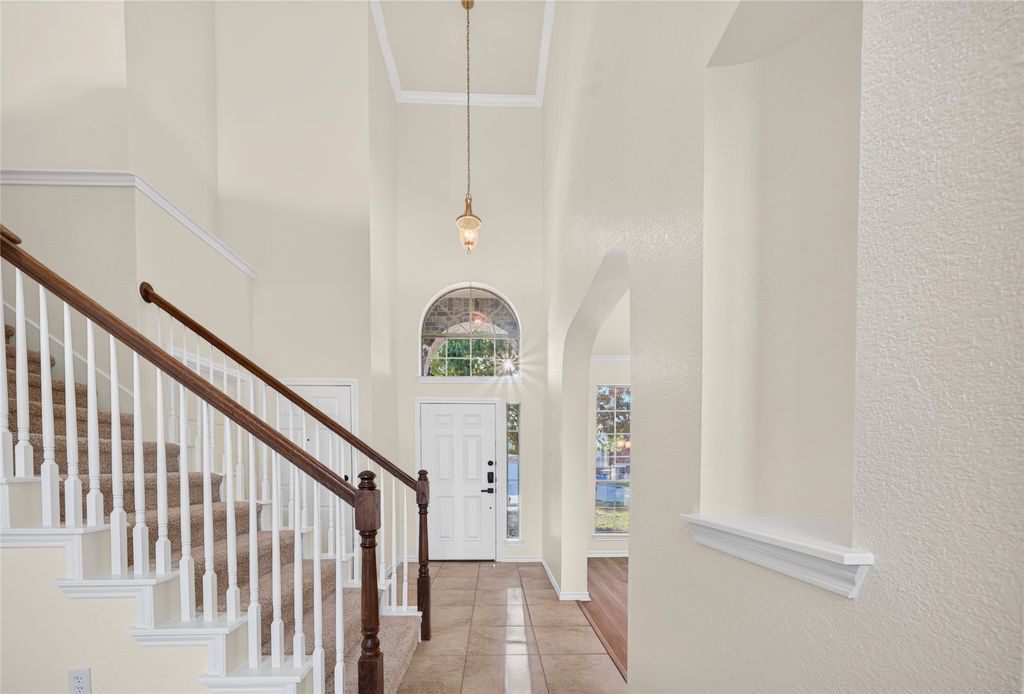 10834 Axton Court, Fort Worth, TX 76052 — photo 5