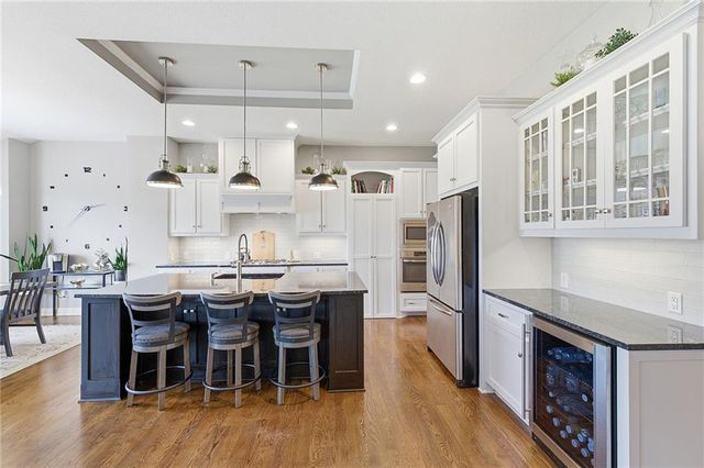 16324 S Twilight Lane, Olathe, KS 66062