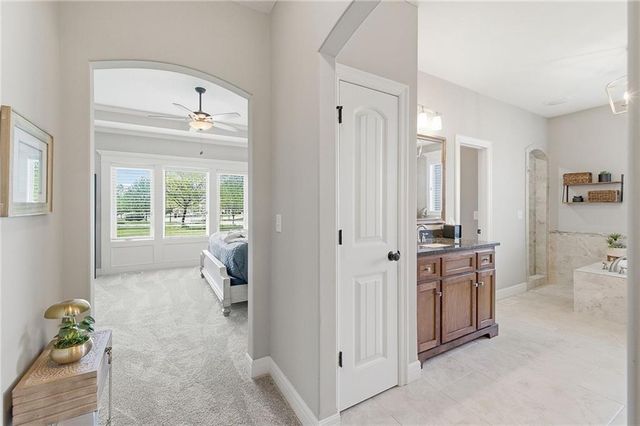 16324 S Twilight Lane, Olathe, KS 66062