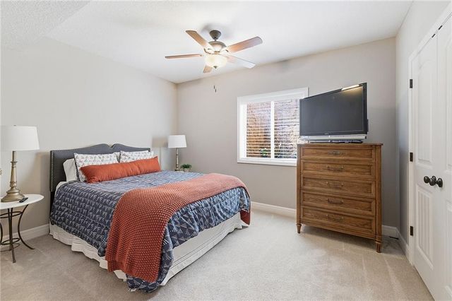 16324 S Twilight Lane, Olathe, KS 66062