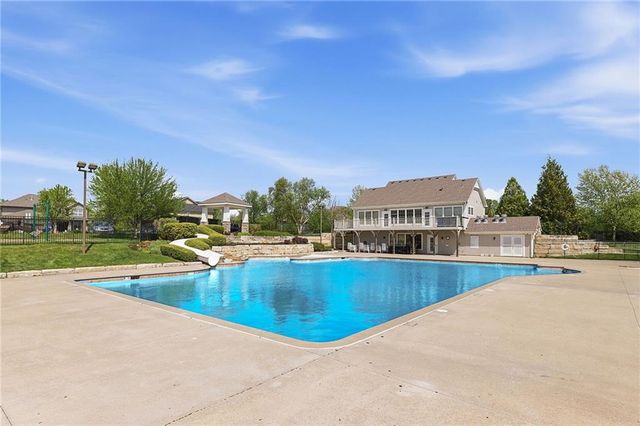 16324 S Twilight Lane, Olathe, KS 66062