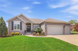 16324 S Twilight Lane, Olathe, KS 66062