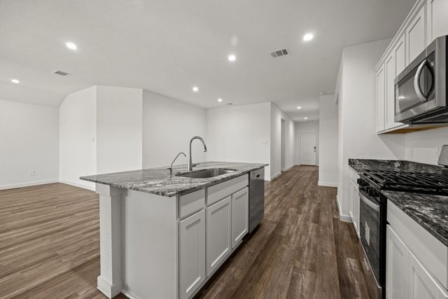8611 Swenson Lane, Rosharon, TX 77583