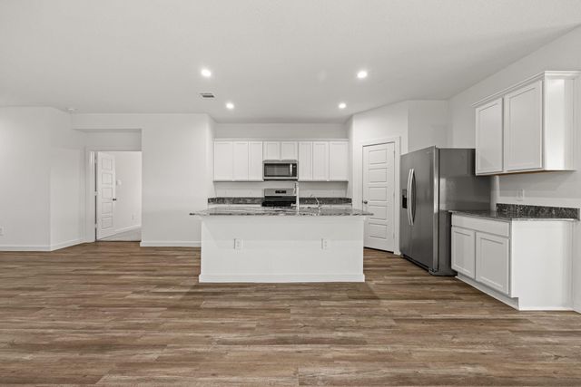 8611 Swenson Lane, Rosharon, TX 77583