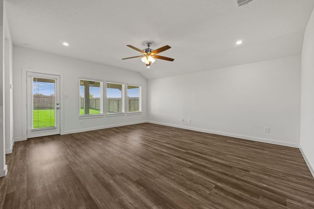 8611 Swenson Lane, Rosharon, TX 77583