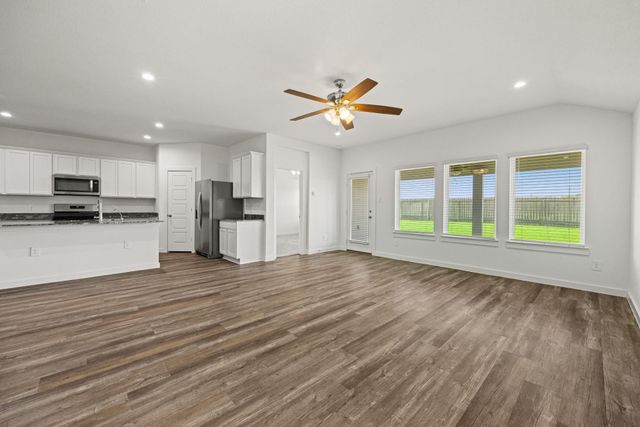8611 Swenson Lane, Rosharon, TX 77583