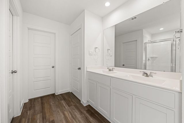 8611 Swenson Lane, Rosharon, TX 77583