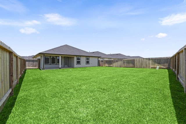 8611 Swenson Lane, Rosharon, TX 77583