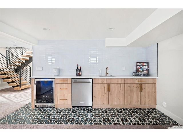 1585 S Elm St, Denver, CO 80222