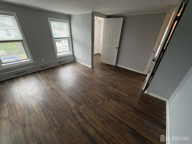 52 Dane Street, Sayreville, NJ 08872