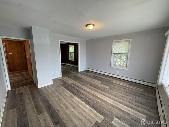 52 Dane Street, Sayreville, NJ 08872
