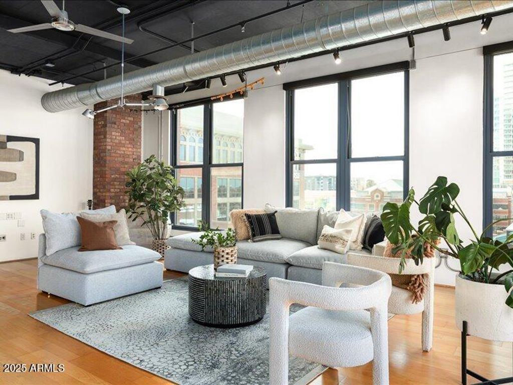 21 E 6TH Street 614, Tempe, AZ 85281