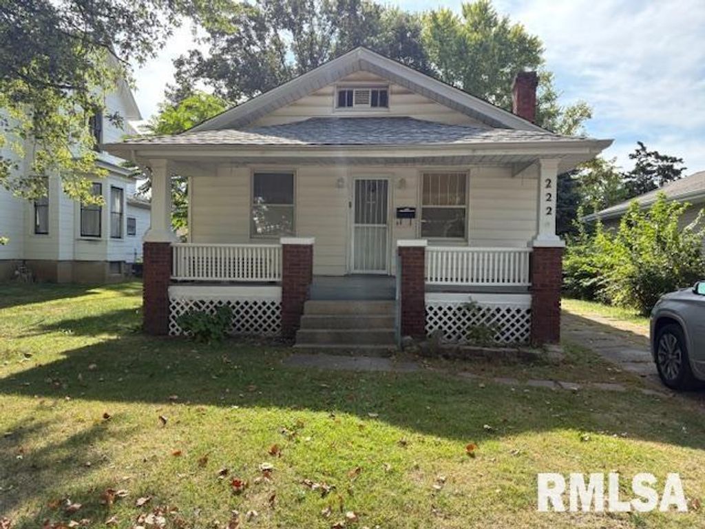 222 E CEDAR Street, Springfield, IL 62704
