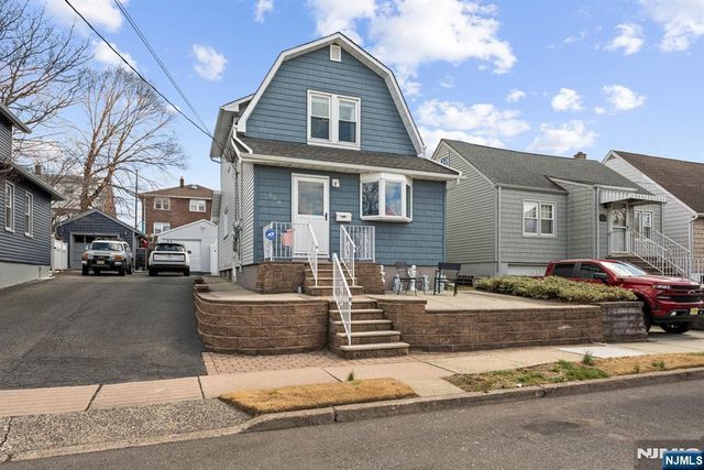 520 Prospect Place, Lyndhurst, NJ 07071