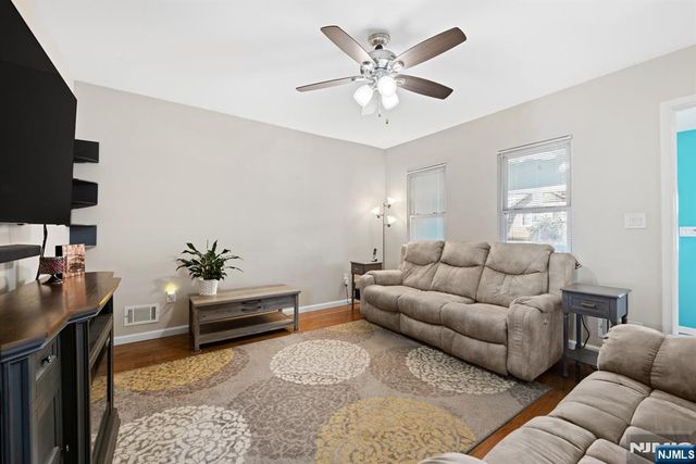 520 Prospect Place, Lyndhurst, NJ 07071