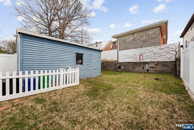 520 Prospect Place, Lyndhurst, NJ 07071