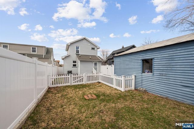 520 Prospect Place, Lyndhurst, NJ 07071