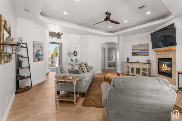 993 N LAS ENTRADAS DR, Washington, UT 84780