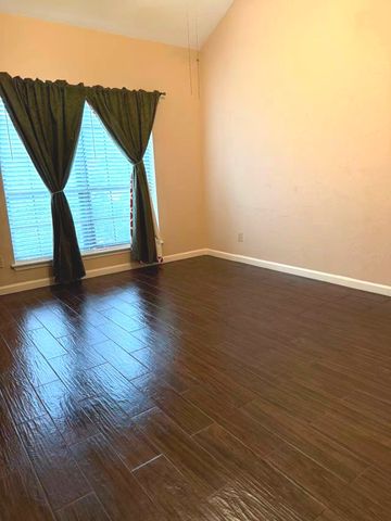 2000 Huntington Drive 150, Plano, TX 75075