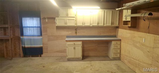 934 Silverstone Drive, St Charles, MO 63303