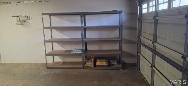 934 Silverstone Drive, St Charles, MO 63303