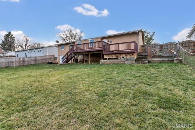 934 Silverstone Drive, St Charles, MO 63303