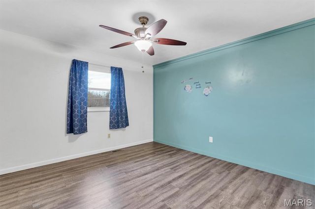 934 Silverstone Drive, St Charles, MO 63303