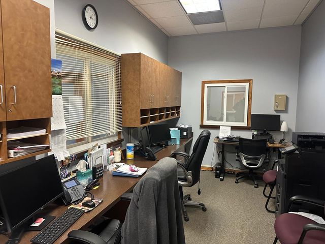 5950 Lincoln Avenue W, Lisle, IL 60532