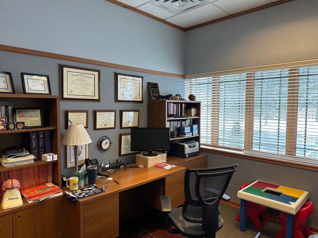 5950 Lincoln Avenue W, Lisle, IL 60532