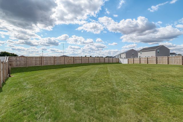 412 Biscayne Lane, Yorkville, IL 60560