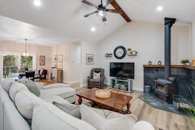 3884 Opal Trail, Pollock Pines, CA 95726
