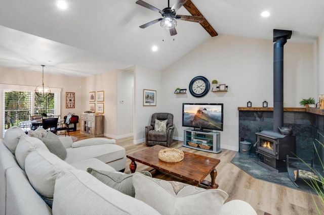 3884 Opal Trail, Pollock Pines, CA 95726