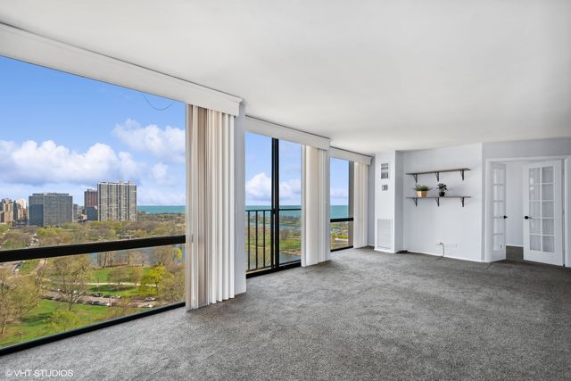 345 W Fullerton Parkway 2107, Chicago, IL 60614