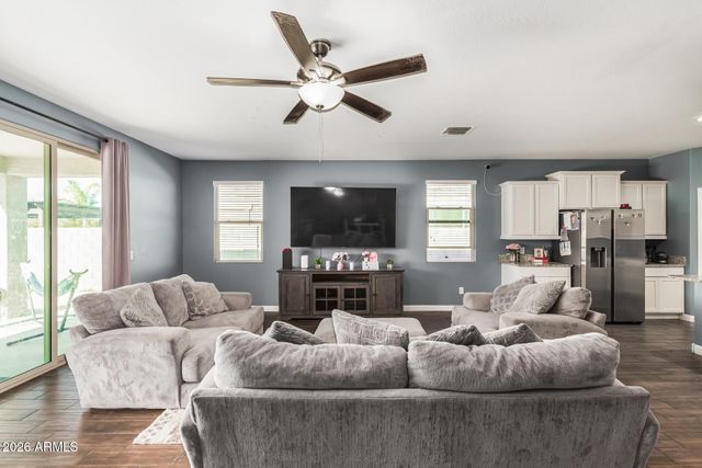 30641 W MULBERRY Drive, Buckeye, AZ 85396