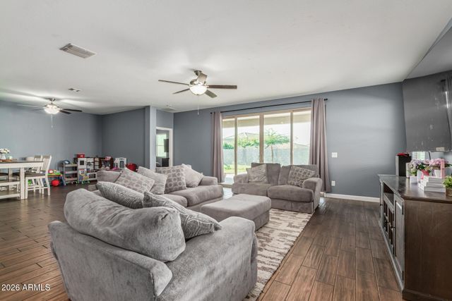 30641 W MULBERRY Drive, Buckeye, AZ 85396