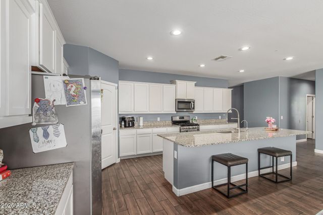 30641 W MULBERRY Drive, Buckeye, AZ 85396