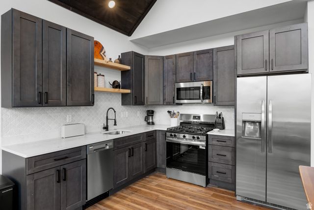 375 W WHITE CLIFFS DR, Orderville, UT 84758