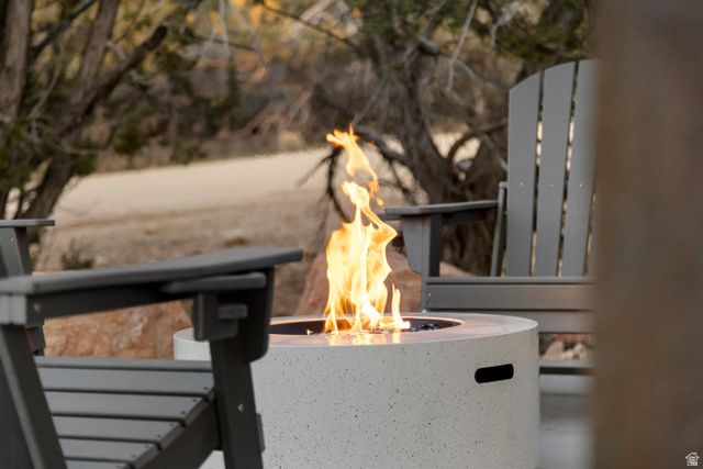 375 W WHITE CLIFFS DR, Orderville, UT 84758