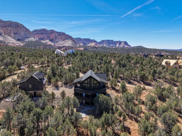 375 W WHITE CLIFFS DR, Orderville, UT 84758