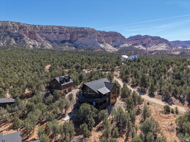 375 W WHITE CLIFFS DR, Orderville, UT 84758